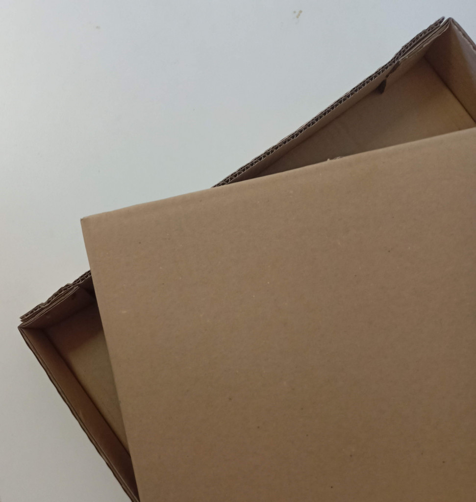 [B95.2008] Cardboard flap box for 50x70cm, 5 layers